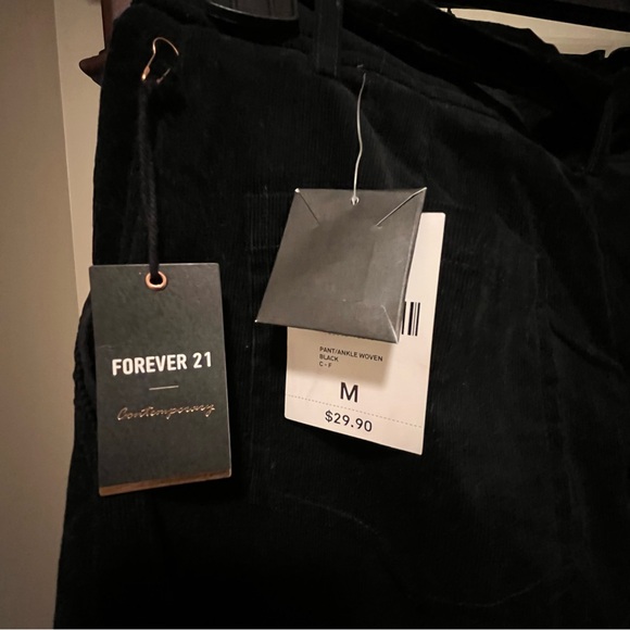 BLACK WIDE LEG CORDUROY WITH BELT - Picture 4 of 12